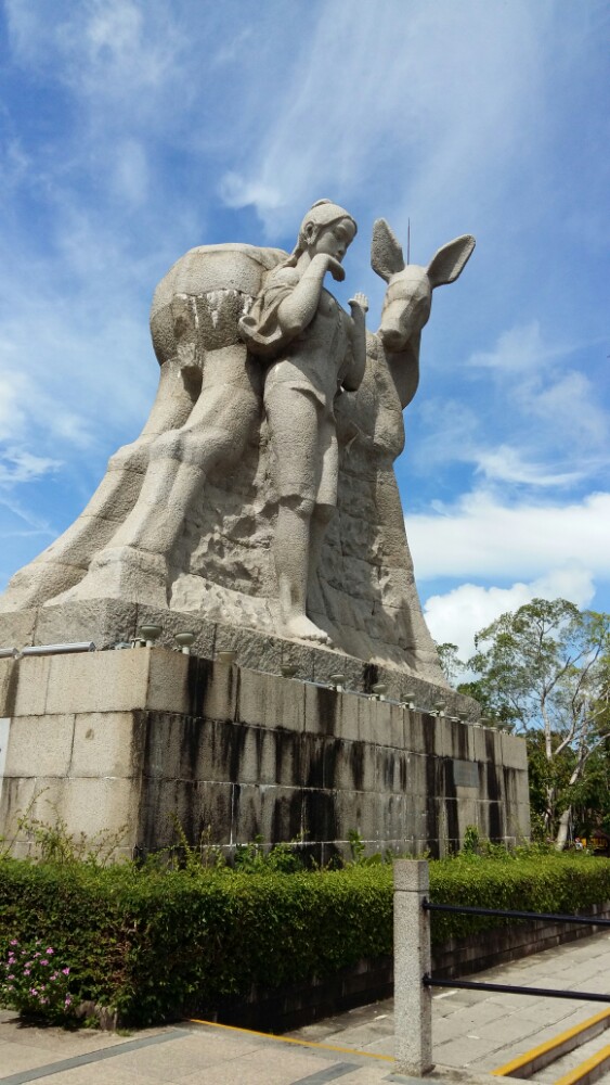 三亞鹿回頭景區(qū)深度介紹，三亞鹿回頭景區(qū)深度游攻略與體驗介紹