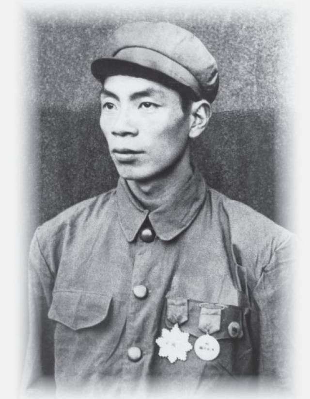 中國(guó)人民志愿軍的第一名志愿軍，英勇無(wú)畏的先驅(qū)者，中國(guó)人民志愿軍先驅(qū)，首位英勇無(wú)畏的志愿者