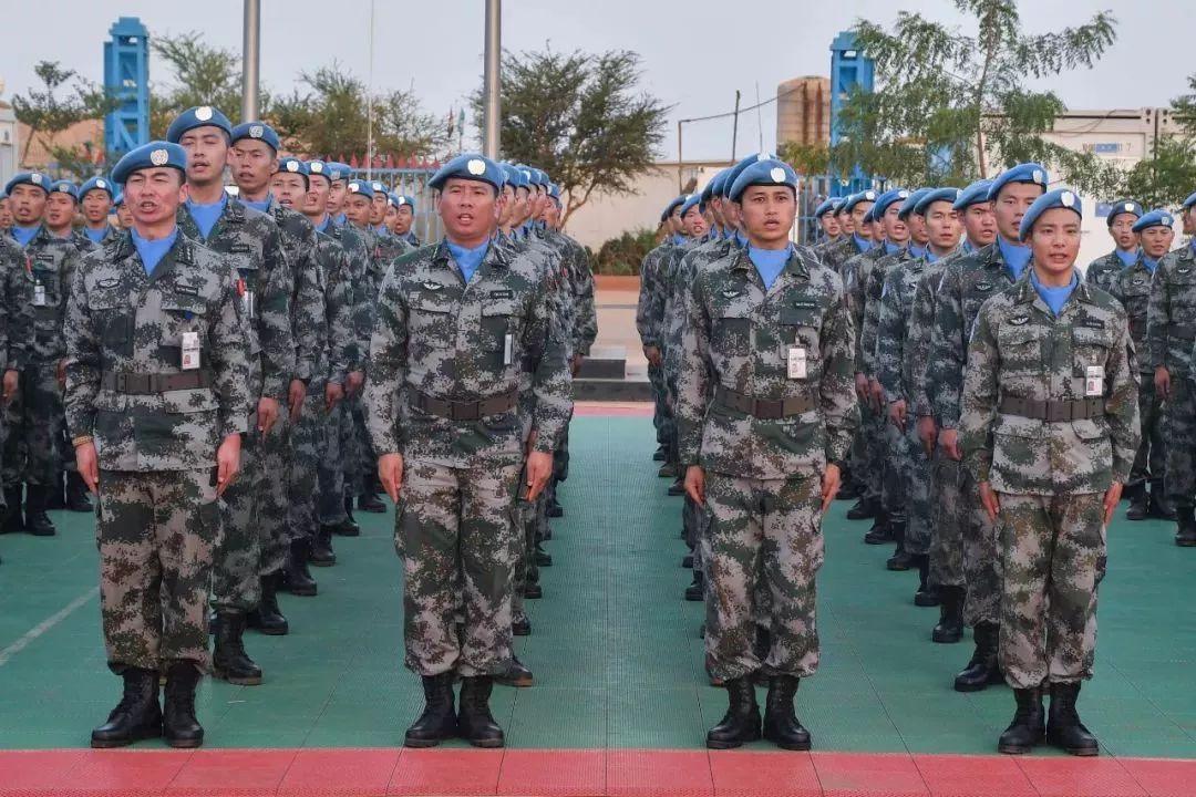 中國志愿軍空軍軍歌，英勇無畏，壯志凌云的旋律，中國志愿軍空軍軍歌，英勇無畏，壯志凌云的旋律贊歌