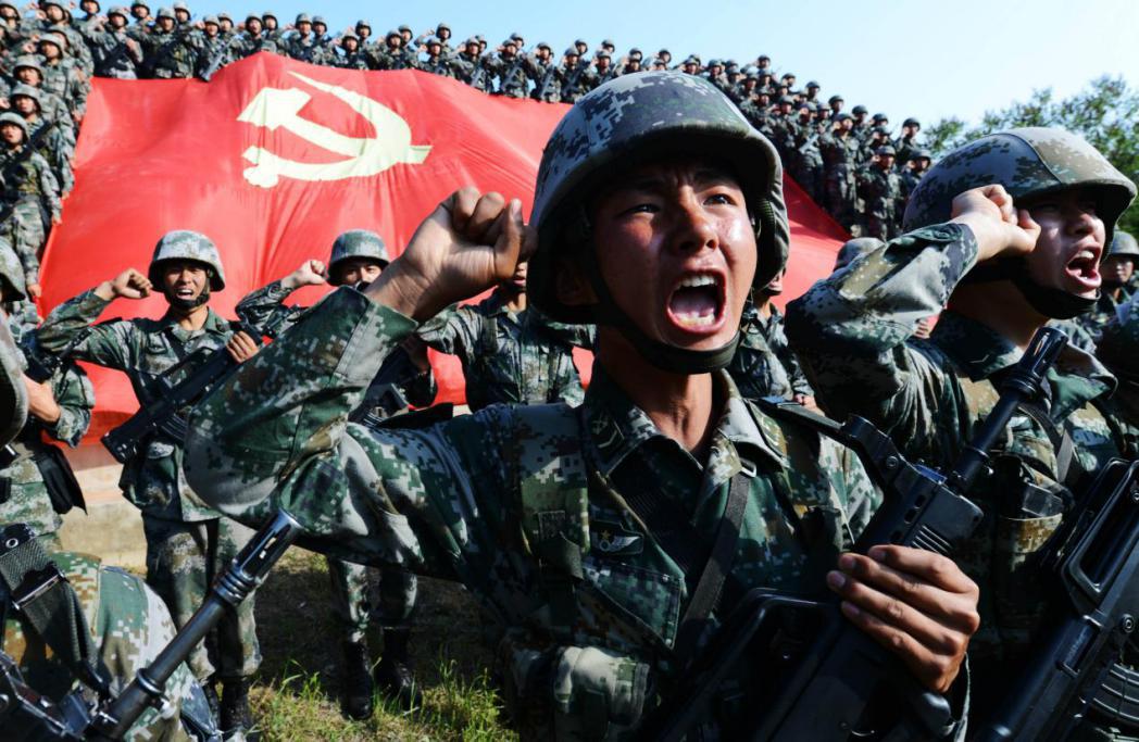 中國人民解放軍的宗旨和任務，守護國家安全，服務人民利益，中國人民解放軍，守護國家安全，踐行服務人民宗旨與任務