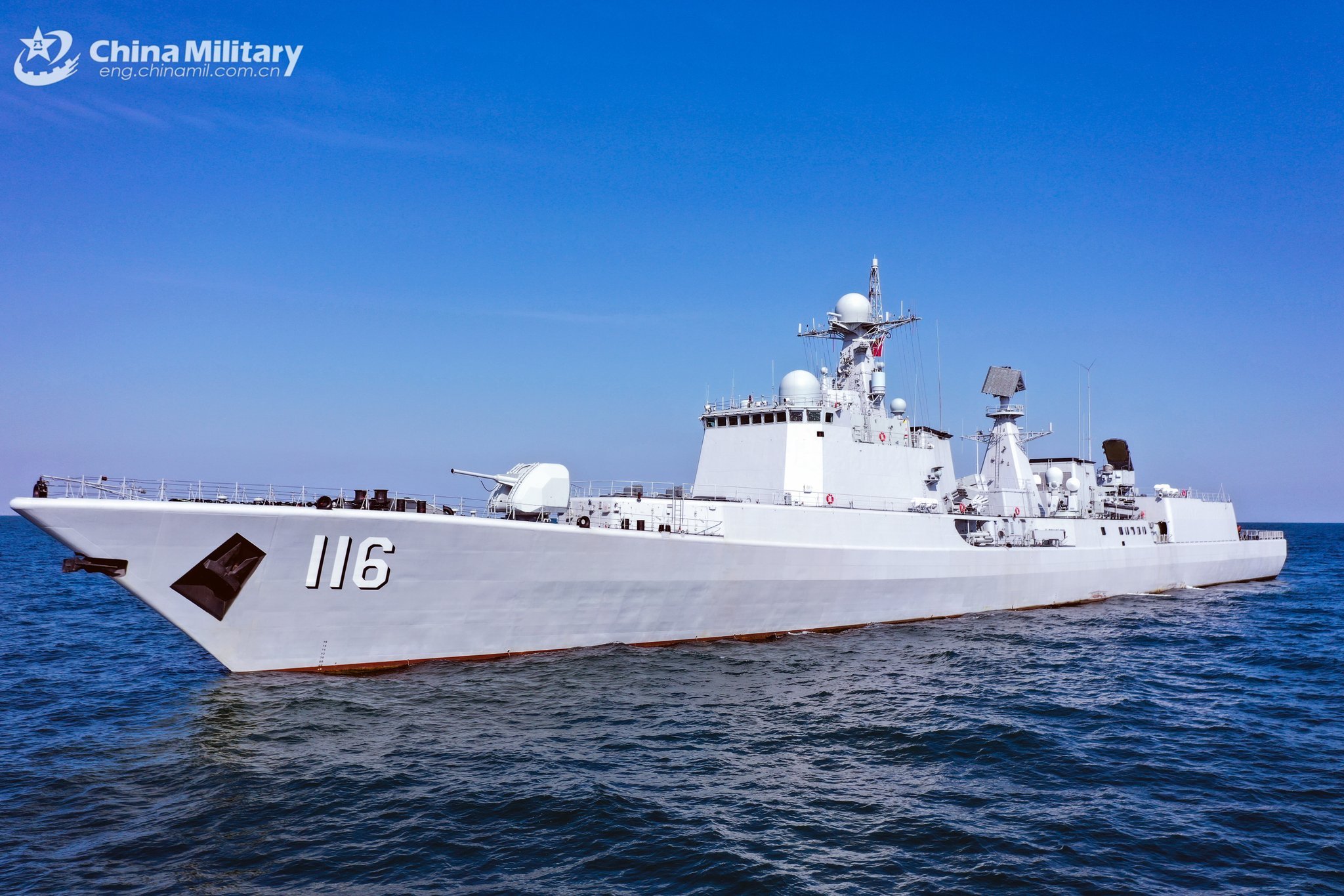 中國海軍石家莊號導(dǎo)彈驅(qū)逐艦，新時代的海上衛(wèi)士，中國海軍石家莊號導(dǎo)彈驅(qū)逐艦，新時代海上衛(wèi)士風(fēng)采展示