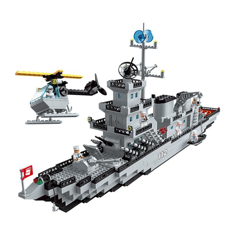 樂高航空母艦模型