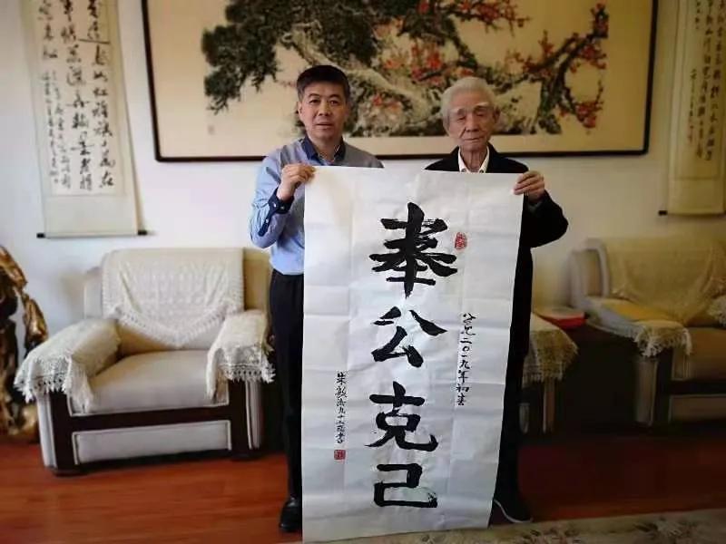 國防大學(xué)校長在變革時代的領(lǐng)導(dǎo)角色，以2015年的視角為例，國防大學(xué)校長在變革時代的領(lǐng)導(dǎo)角色探析，以2015年視角觀察軍校領(lǐng)導(dǎo)力變革