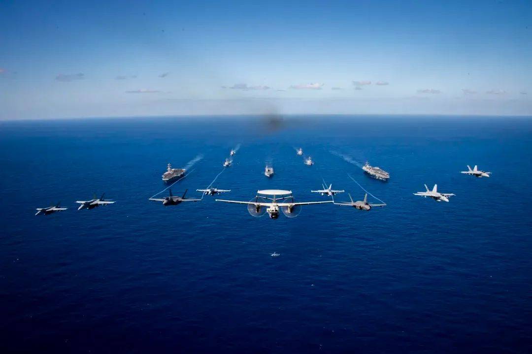 針對(duì)海外軍事的新聞，全球軍事動(dòng)態(tài)深度解析，全球軍事動(dòng)態(tài)深度解析，海外軍事新聞聚焦時(shí)刻
