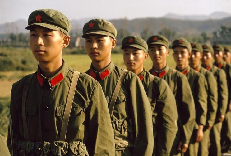 當(dāng)兵需要什么學(xué)歷才能入伍，當(dāng)兵入伍所需的學(xué)歷資格要求，學(xué)歷門檻揭秘！