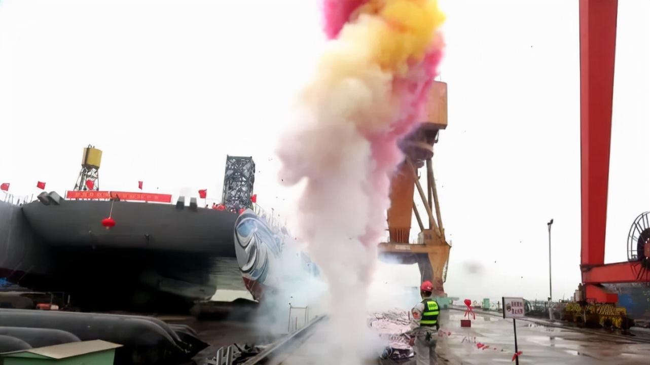 航空母艦與航天母艦，探索與挑戰(zhàn)的雙重維度，航空母艦與航天母艦，探索與挑戰(zhàn)的雙重維度揭秘