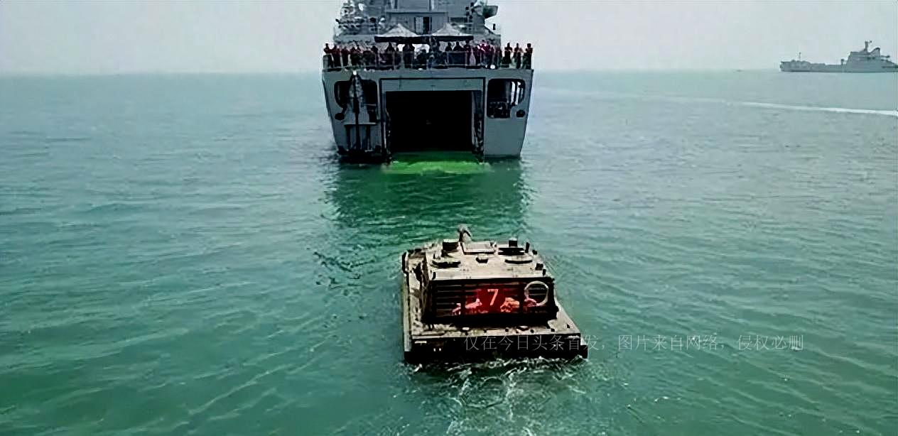 解放軍與陸軍，職責(zé)、角色與區(qū)別的探討，解放軍與陸軍，職責(zé)、角色與差異解析