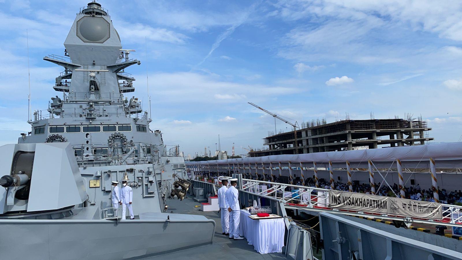 揭秘中國(guó)海軍的杰出之作，15B型導(dǎo)彈驅(qū)逐艦，揭秘，中國(guó)海軍的杰出之作——15B型導(dǎo)彈驅(qū)逐艦的實(shí)力解析