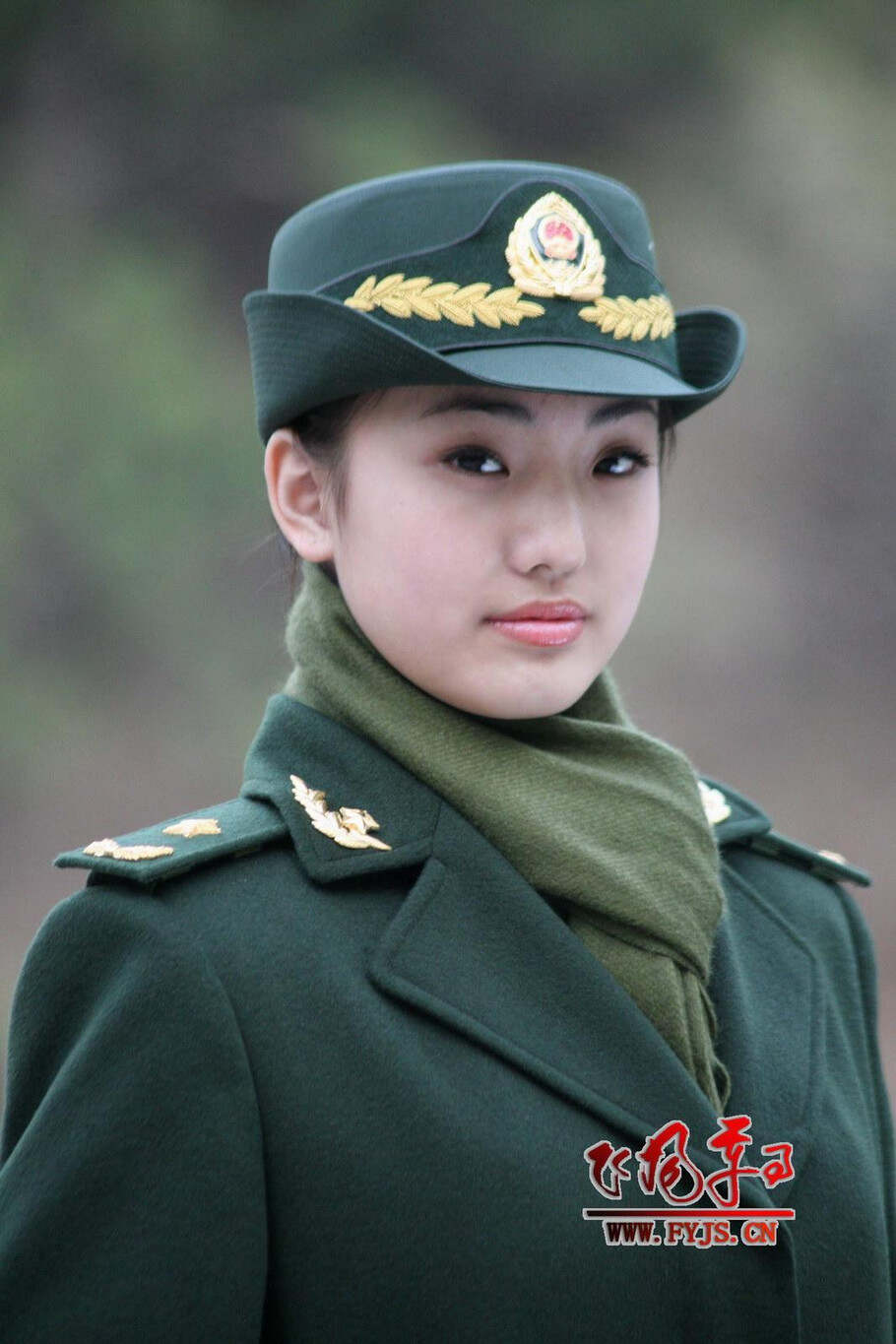 中國現(xiàn)代漂亮女兵單人圖片的魅力與力量，中國現(xiàn)代女兵單人圖片的魅力與力量展現(xiàn)