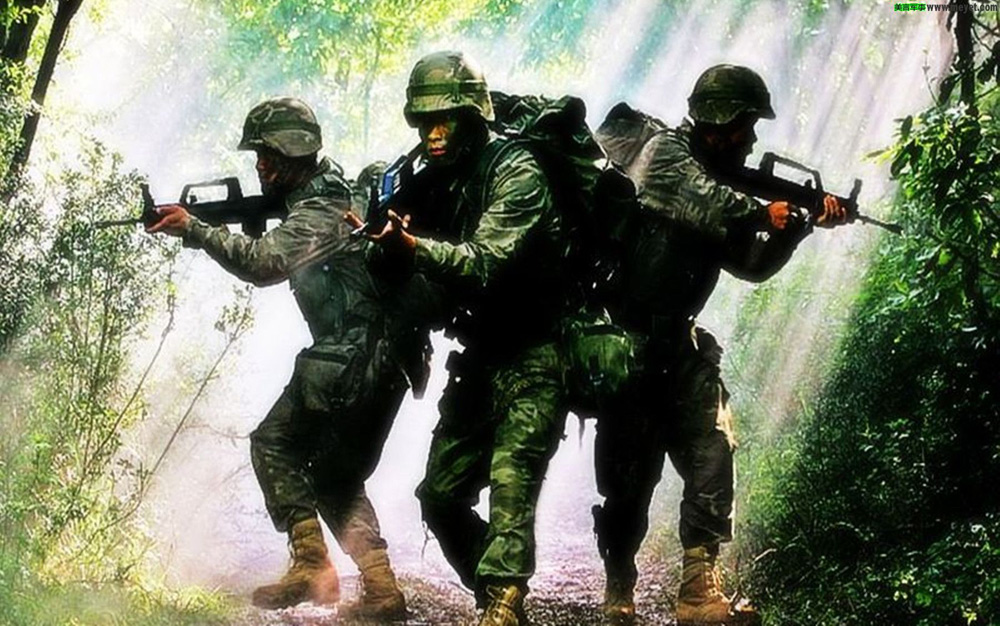 特種兵從高級獵人學校開始——磨礪與挑戰(zhàn)的征途，特種兵，高級獵人學校的磨礪與挑戰(zhàn)之旅