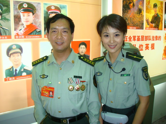 丁曉兵、陶婉珠與掌橋科研，探索科技前沿的卓越團隊，掌橋科研卓越團隊，丁曉兵、陶婉珠共探科技前沿之路