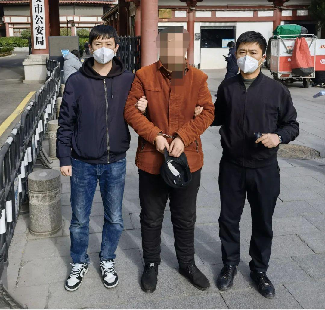 新聞頭條今日事件，揭示最新動態(tài)與全球關(guān)注焦點(diǎn)，全球焦點(diǎn)新聞頭條，最新動態(tài)揭示今日事件