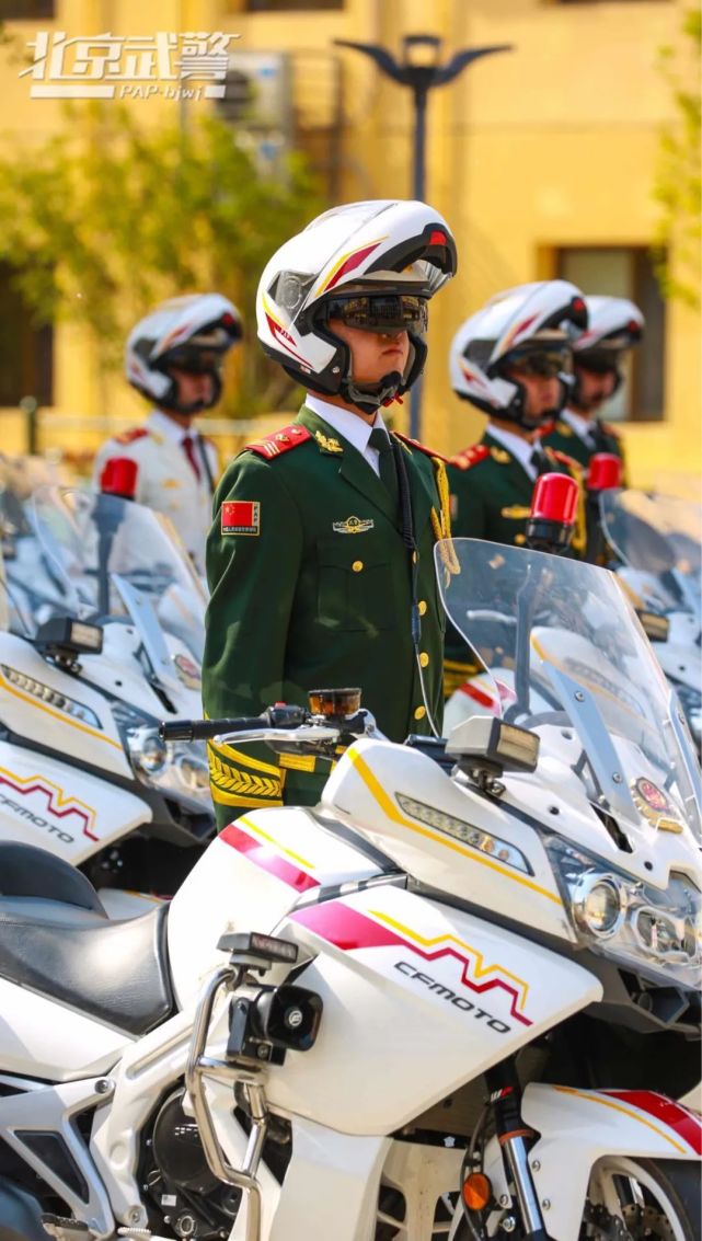 閱兵儀式中的國(guó)賓護(hù)衛(wèi)隊(duì)，榮耀與責(zé)任的體現(xiàn)，閱兵儀式中的國(guó)賓護(hù)衛(wèi)隊(duì)，榮耀與責(zé)任的展現(xiàn)