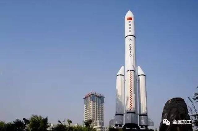 長(zhǎng)征五號(hào)遙二運(yùn)載火箭發(fā)射失利，挑戰(zhàn)與機(jī)遇并存，長(zhǎng)征五號(hào)遙二運(yùn)載火箭發(fā)射失利，挑戰(zhàn)與機(jī)遇并存之際