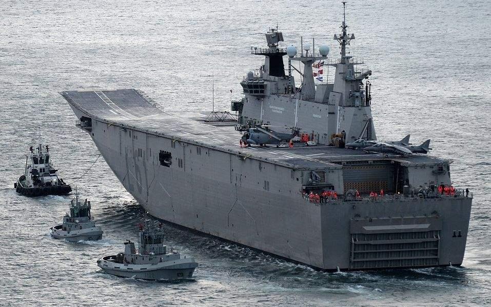 中國海軍新篇章，075型兩棲攻擊艦首艦正式服役，中國海軍新篇章，首艘075型兩棲攻擊艦正式服役揭幕時代新篇章