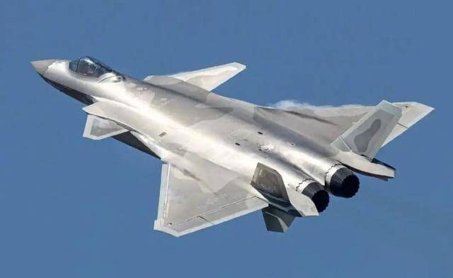 殲-16戰(zhàn)斗機最高升限的探索與解析，殲-16戰(zhàn)斗機最高升限的探索與揭秘