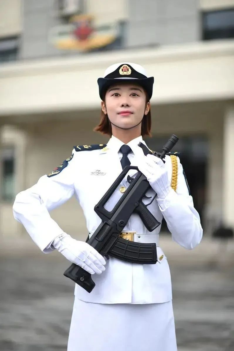 中國女兵，帥氣真實高清圖片展現(xiàn)，中國女兵帥氣風(fēng)采高清圖片展示