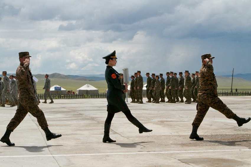 解放軍軍演霸氣圖片，展現(xiàn)力量與決心的壯麗畫卷，解放軍軍演壯麗畫卷，力量與決心的展現(xiàn)