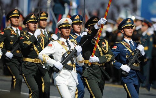 閱兵隊形排列方法，策略、歷史與未來展望，閱兵隊形，策略、歷史演變與未來展望