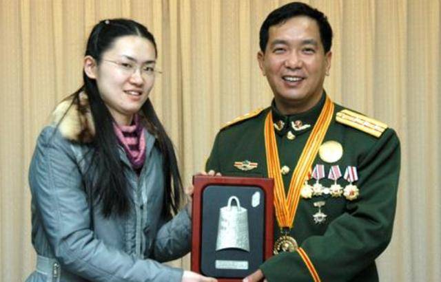丁曉兵將軍與兒子丁陶，兩代軍人的榮耀與傳承，兩代軍人的榮耀傳承，丁曉兵將軍與兒子丁陶的故事