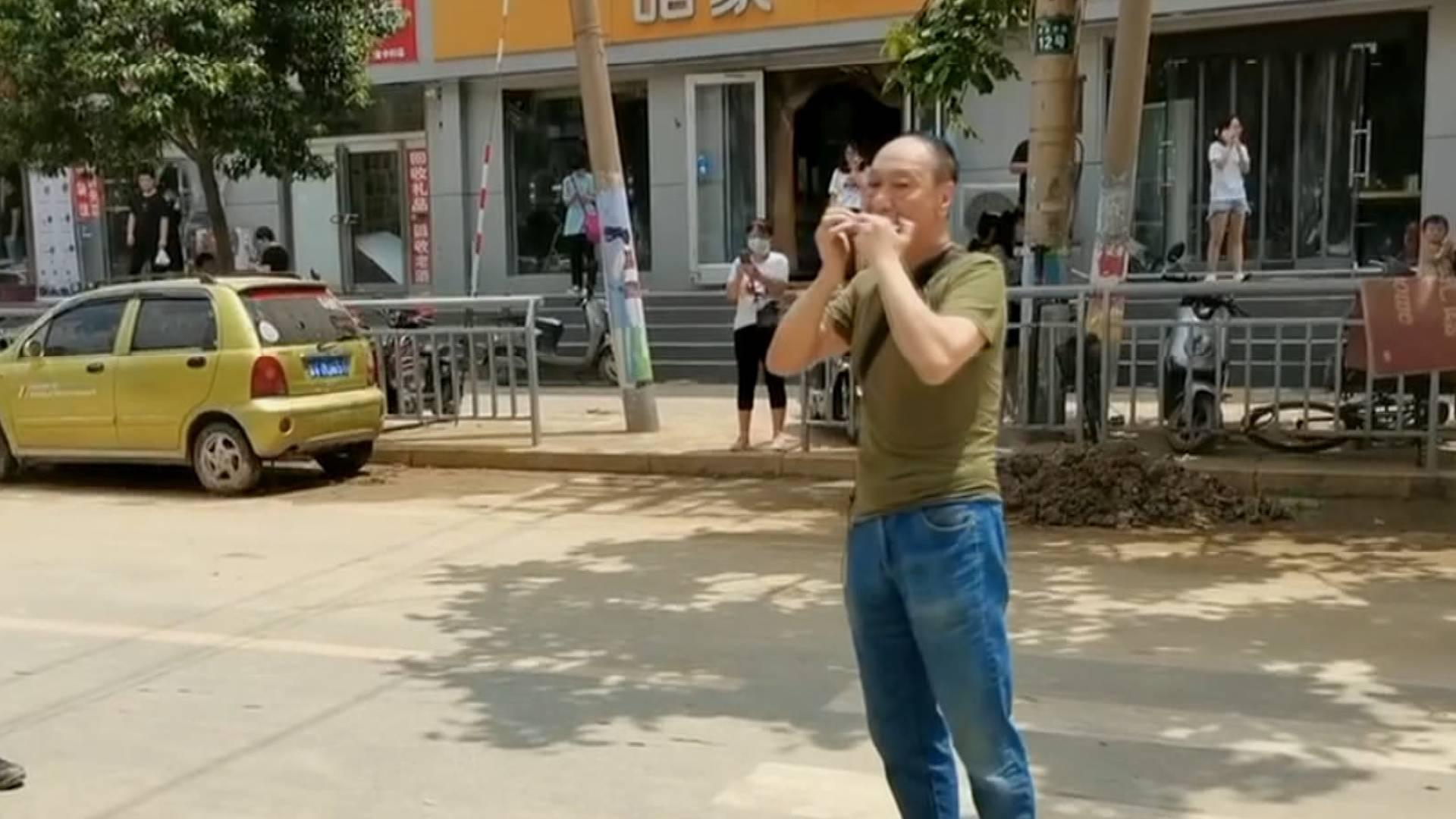 三軍儀仗隊軍禮視頻，展現(xiàn)榮耀與威嚴(yán)的儀式，三軍儀仗隊軍禮視頻，榮耀與威嚴(yán)的儀式展示