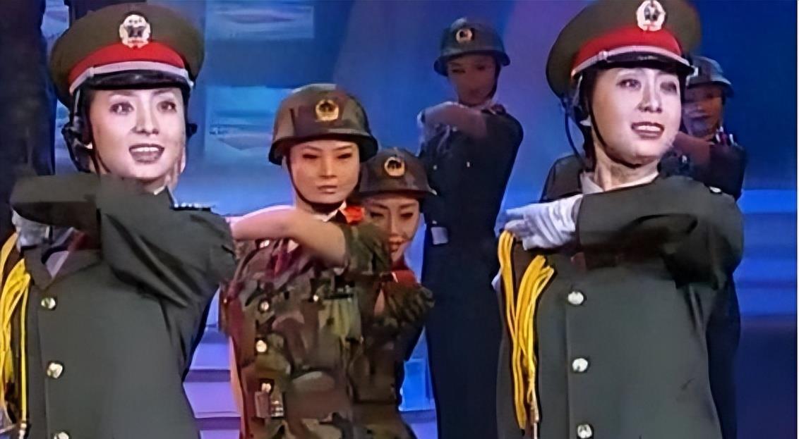 閱兵方陣，展現(xiàn)國(guó)家力量與榮耀的壯麗篇章，閱兵方陣，國(guó)家力量與榮耀的壯麗展示