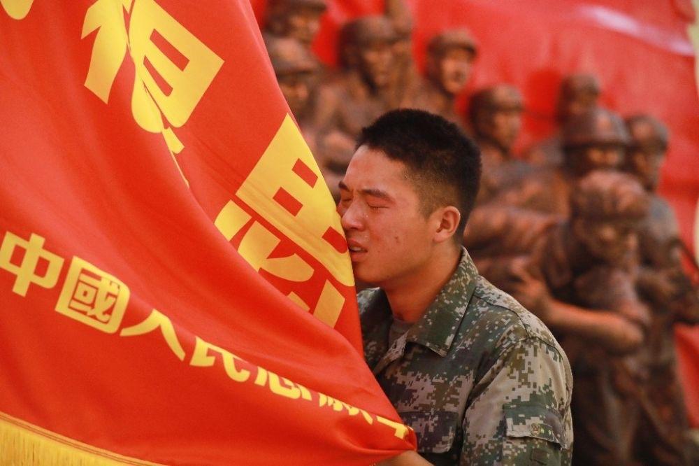 楊根思連隊(duì)電視劇，鐵血戰(zhàn)士的榮耀與傳承，楊根思連隊(duì)鐵血戰(zhàn)士，榮耀與傳承的電視劇故事