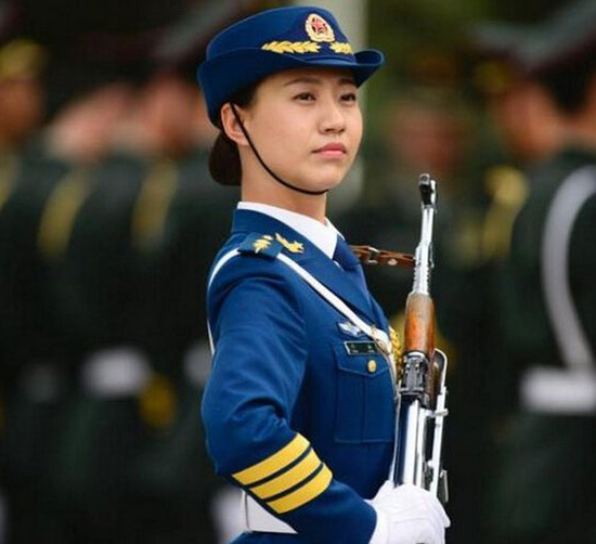中國(guó)人民解放軍儀仗隊(duì)女兵隊(duì)長(zhǎng)身份揭秘，中國(guó)人民解放軍儀仗隊(duì)女兵隊(duì)長(zhǎng)身份探秘