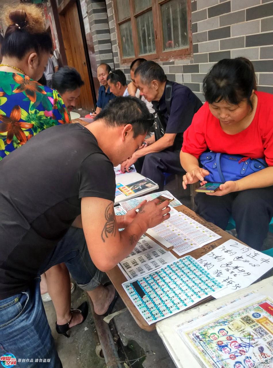 關(guān)于六開彩天天免費(fèi)資料大全的探討與解析，六開彩天天免費(fèi)資料大全深度解析與探討