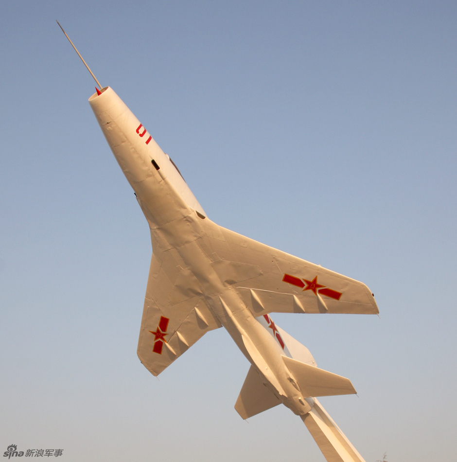 殲-12戰(zhàn)斗機(jī)模型制作指南，殲-12戰(zhàn)斗機(jī)模型制作詳解指南