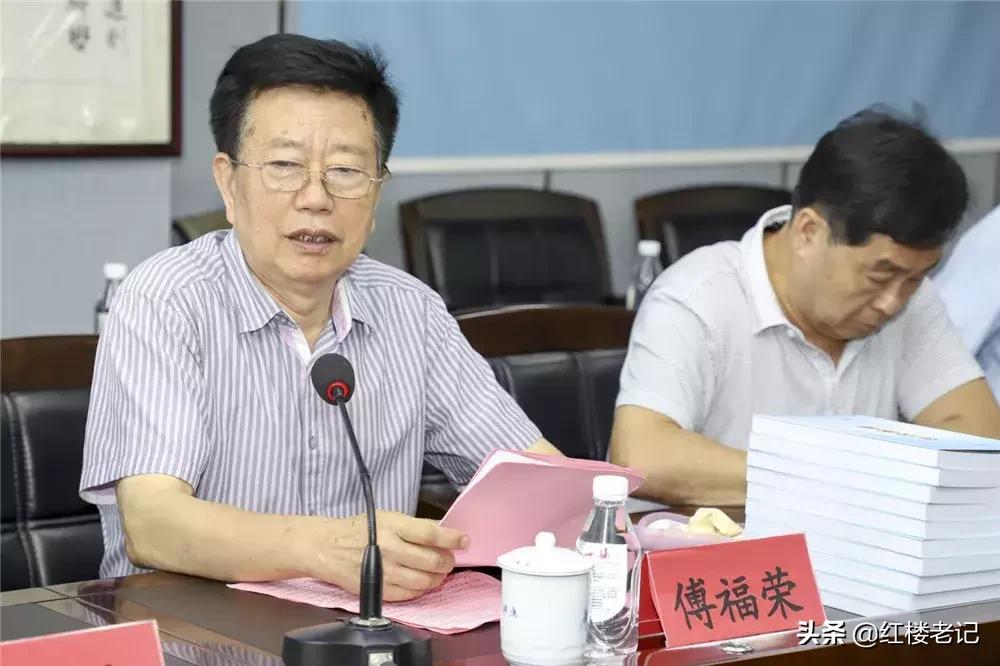 泉州華光男生，城市之光下的青春風(fēng)采，泉州華光男生的青春風(fēng)采，城市之光下的閃耀篇章