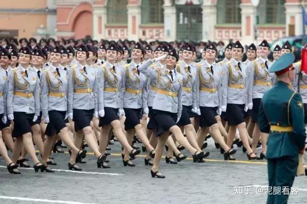 閱兵是為了展示什么，閱兵大典，展示國家力量與榮耀的瞬間
