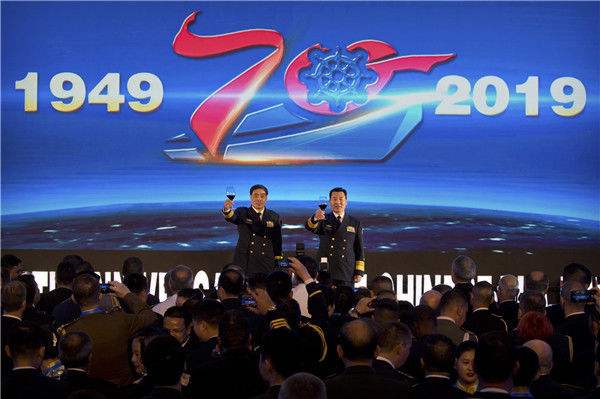 海軍70周年發(fā)言，光榮與夢(mèng)想的新征程，海軍70周年慶典，新征程上的光榮與夢(mèng)想