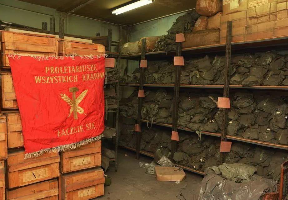 二戰(zhàn)軍品店，歷史與收藏的魅力交織，二戰(zhàn)軍品店，歷史收藏的魅力交匯點