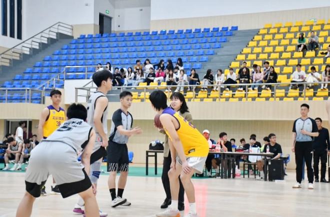 男生身高180能否進(jìn)入儀仗隊(duì)，探究身高與選拔標(biāo)準(zhǔn)的關(guān)系，男生身高180能否進(jìn)入儀仗隊(duì)，身高與選拔標(biāo)準(zhǔn)深度解析