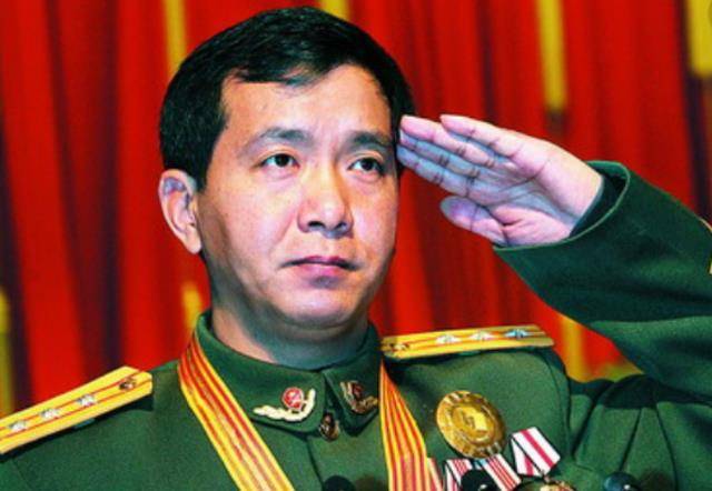 丁曉兵老首長的名字與傳奇故事，丁曉兵老首長的傳奇人生