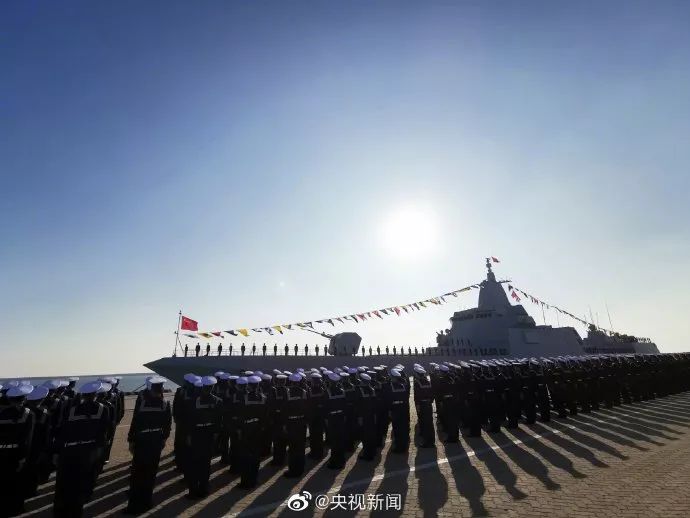 贛州艦入列，中國(guó)海軍力量的嶄新篇章，贛州艦入列，開啟中國(guó)海軍嶄新篇章