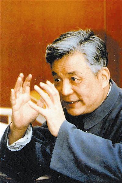 兩彈一星之父到底是誰核聚變領(lǐng)域的杰出貢獻(xiàn)者，兩彈一星之父與核聚變領(lǐng)域的杰出貢獻(xiàn)者的探究