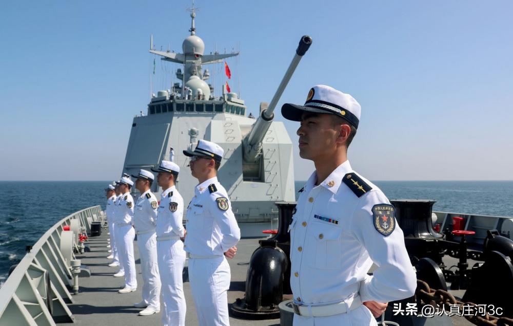 揭秘中國海軍的驕傲，054A型導(dǎo)彈護(hù)衛(wèi)艦的護(hù)航之路，中國海軍的驕傲，054A型導(dǎo)彈護(hù)衛(wèi)艦的護(hù)航之路揭秘