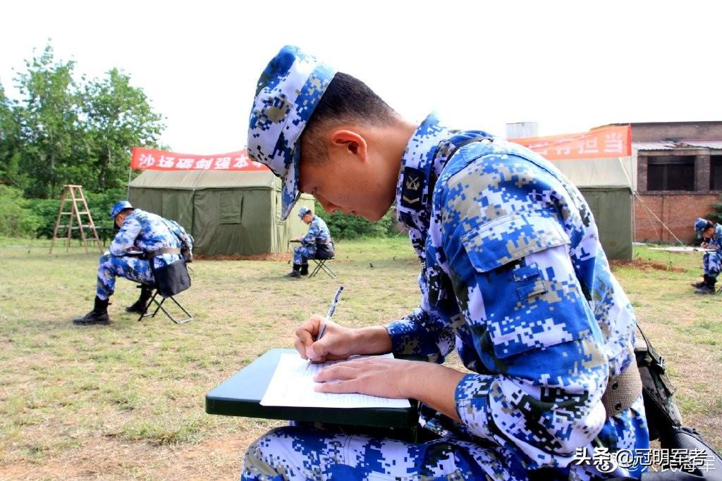 海軍軍官大學(xué)，培養(yǎng)精英人才的搖籃，海軍軍官大學(xué)，精英人才的搖籃培育地
