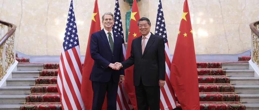 中美最新消息微博熱議，兩國關(guān)系的新動態(tài)與全球視野下的觀察，中美最新動態(tài)與全球視野下的觀察，微博熱議兩國關(guān)系新動向