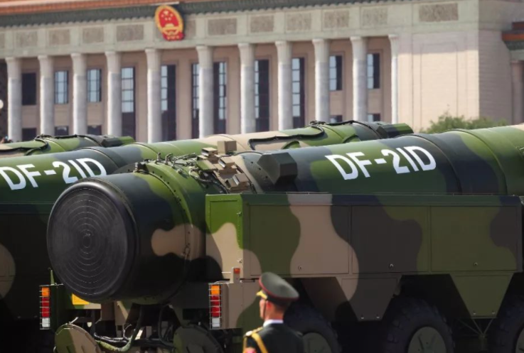 航母東風(fēng)-21D，中國(guó)海軍力量的新里程碑，中國(guó)海軍新里程碑，航母東風(fēng)-21D的力量展示