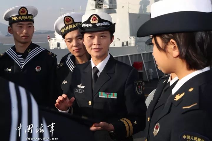 中國(guó)海軍的璀璨明珠，首位驅(qū)逐艦女艦長(zhǎng)，中國(guó)海軍首位驅(qū)逐艦女艦長(zhǎng)，璀璨明珠領(lǐng)航前行
