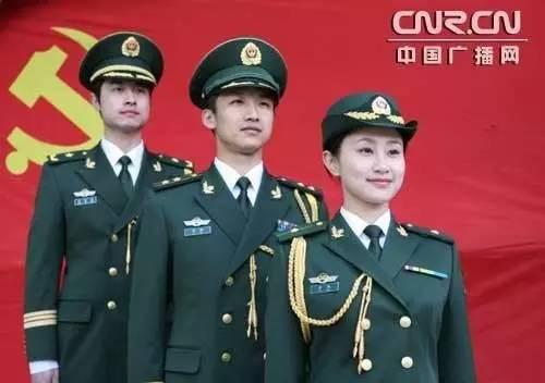 武警士官服裝圖片，歷史、設(shè)計(jì)及其象征意義，武警士官服裝，歷史、設(shè)計(jì)、象征意義全解析