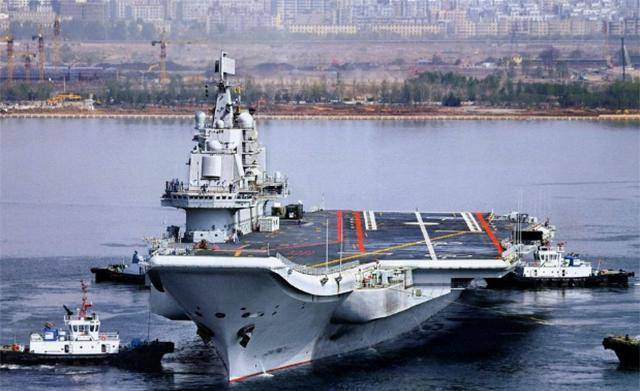 航空母艦，水面艦艇中的核心作戰(zhàn)平臺及其重要性，航空母艦，水面艦艇核心作戰(zhàn)平臺的重要性
