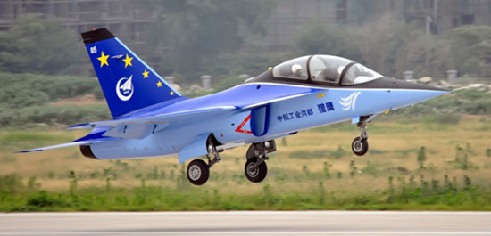 T38教練機(jī)與F5戰(zhàn)斗機(jī)區(qū)別探究，T38教練機(jī)與F5戰(zhàn)斗機(jī)的性能差異探究