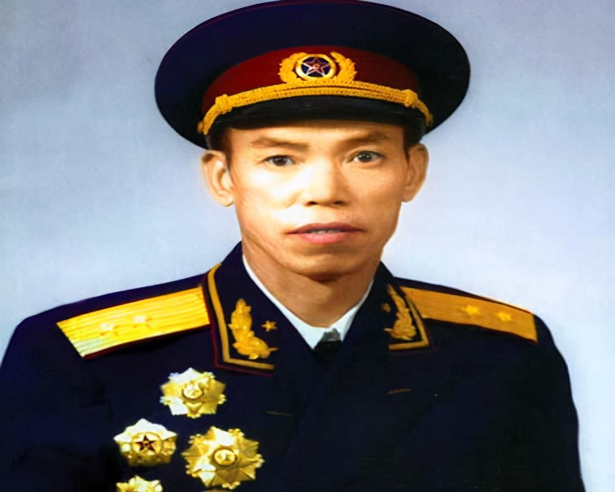俄羅斯集團軍司令，職責、角色與影響，俄羅斯集團軍司令，職責、角色與戰(zhàn)略影響力