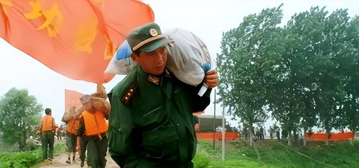 丁曉兵現(xiàn)在在哪里，一位英勇將領(lǐng)的軍旅生涯與現(xiàn)今所在之處，丁曉兵，英勇將領(lǐng)的軍旅生涯及現(xiàn)所在地揭秘