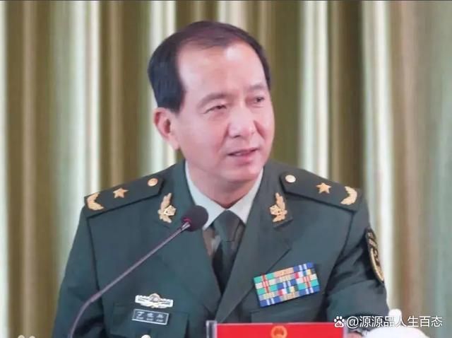 丁曉兵妻子，背后的力量與支持，丁曉兵妻子，背后的力量與支持，成就傳奇伴侶的堅(jiān)定后盾