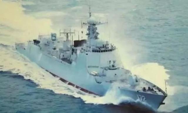 中國(guó)海軍新篇章，121驅(qū)逐艦正式入役，中國(guó)海軍新篇章，121驅(qū)逐艦正式入役，開(kāi)啟新航程